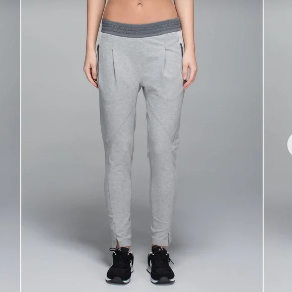 🍋 lululemon All In Pant - Picture 1 of 5